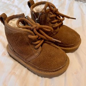 UGG boots 7c